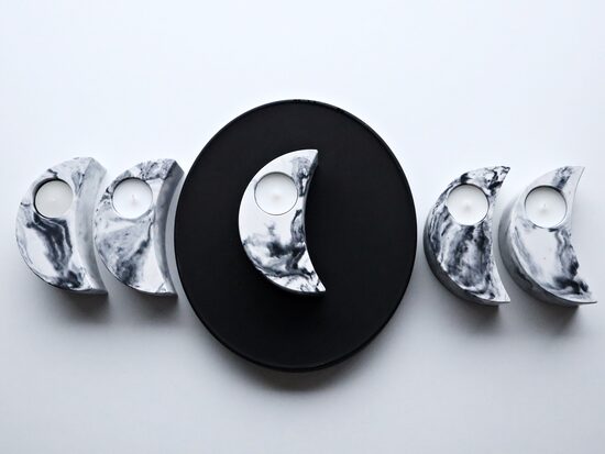 SVEČTURIS | MĒNESS |